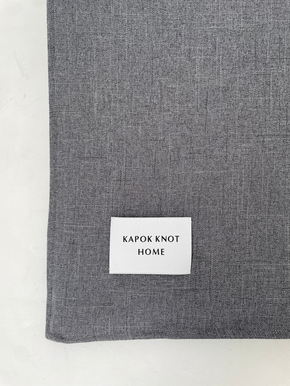 "着れる"ブランケット/Wearable Blanket -gilet-